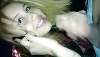 Riley folla delante de la cámara con sexo casero gratis un extraño se convierte en una leyenda del fuckfest