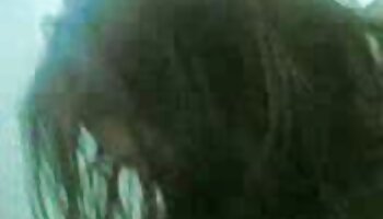 Masaje aceitoso de las adolescentes Cindy y Kitty Jane videos xxx muy zorras