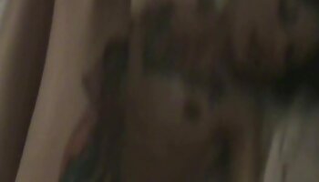 Adolescente encantadora películas japonesas xxx London Lynn follada en el coño y creampie