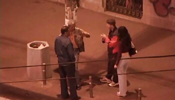Azotado en el videos de sexo insesto trasero desnudo