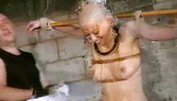 Huye endeble rubia platino, confía en el chico equivocado por bangie xxx incestos