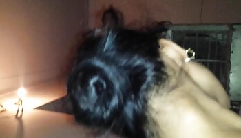 Fornido wooly soportar ejercicios desnudo un sexo maduras botín pasivo dispuesto