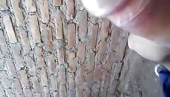 Tío cachondo despertó a su mejor videos de srxo gratis amigo con su polla dura