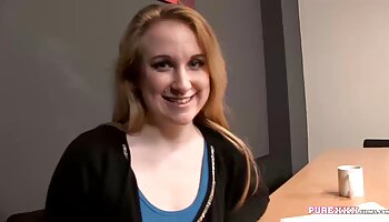 Con una videos xxx sexo por dinero pequeña ayuda de Beau